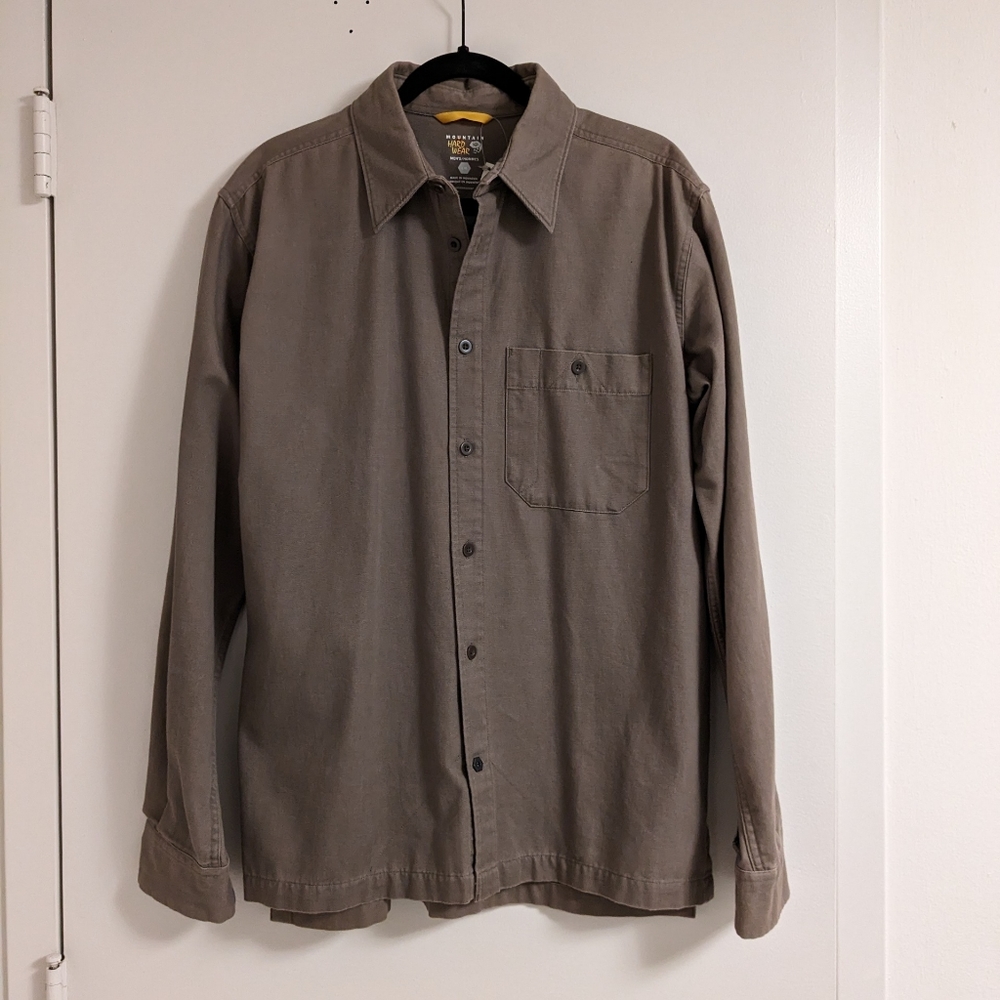Mountain Hardwear shirt